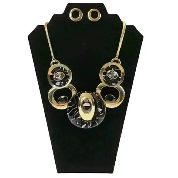 Jewelry - Handmade Adjustable Black/White/Gold Necklace and Earrings Set